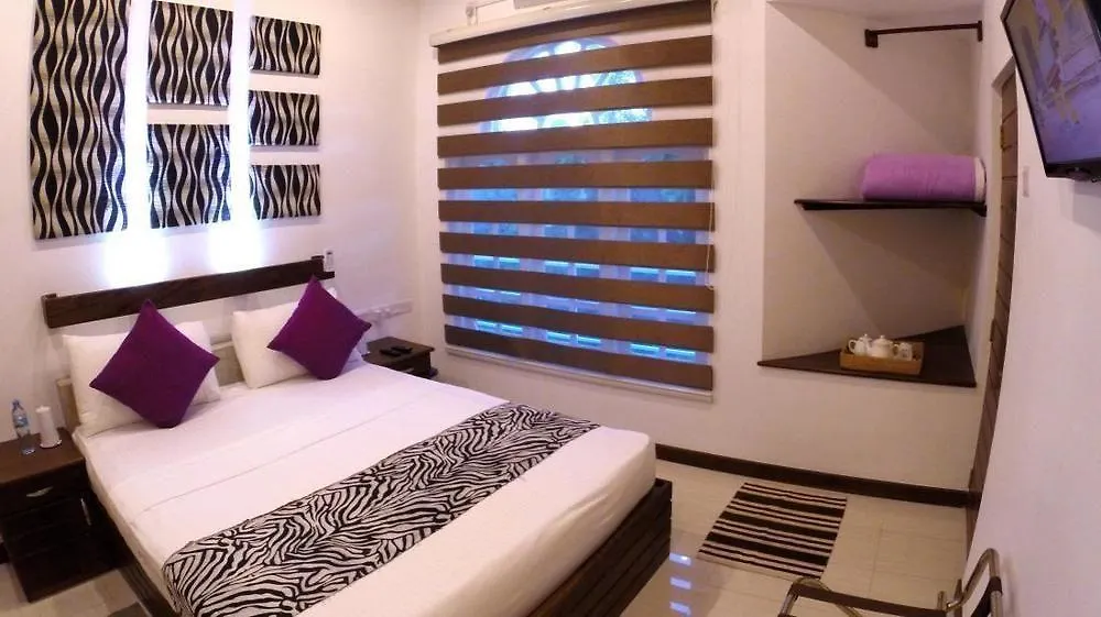 Winter Villa Канди 3*,