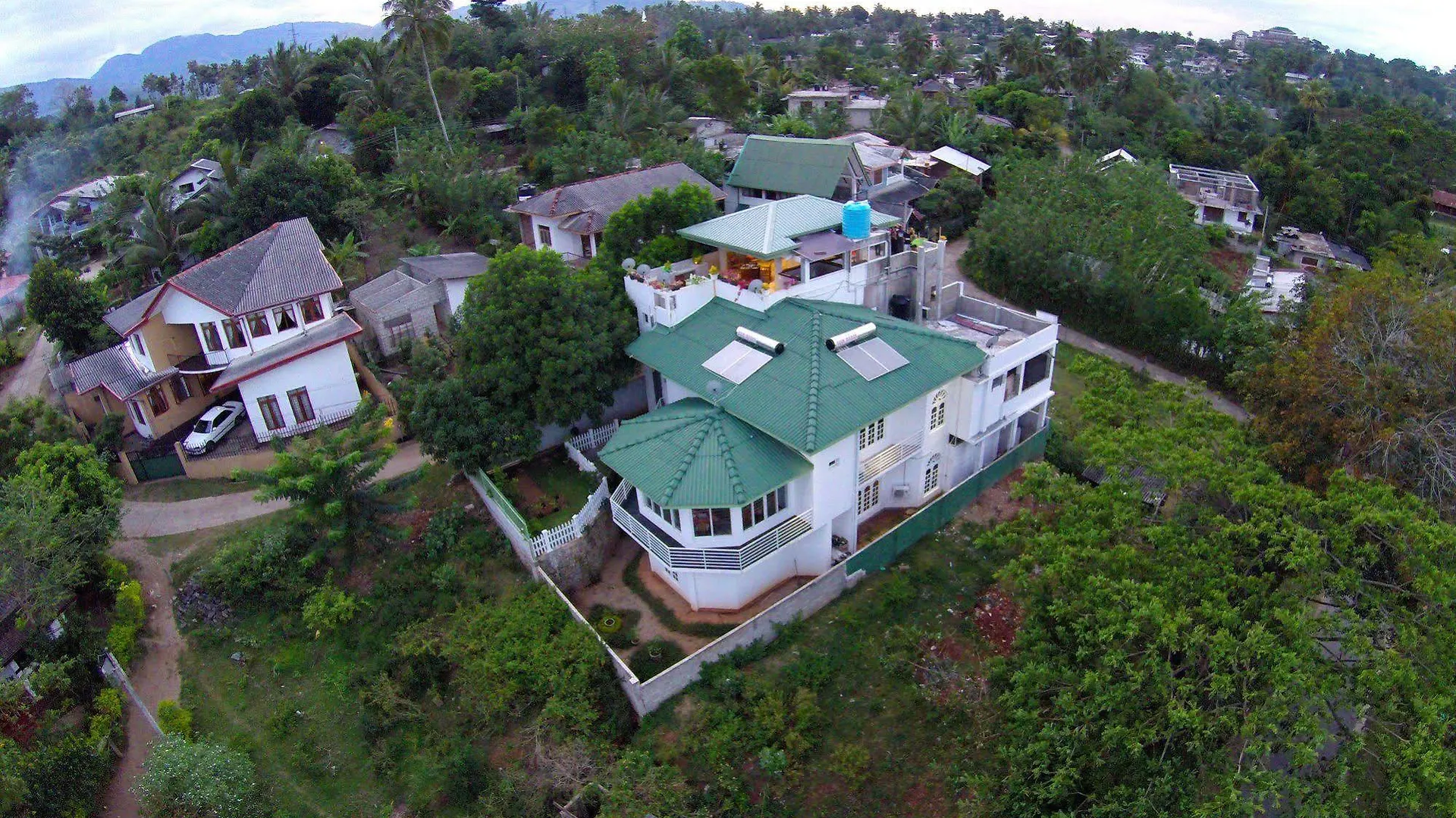 Winter Villa Канди 3*,